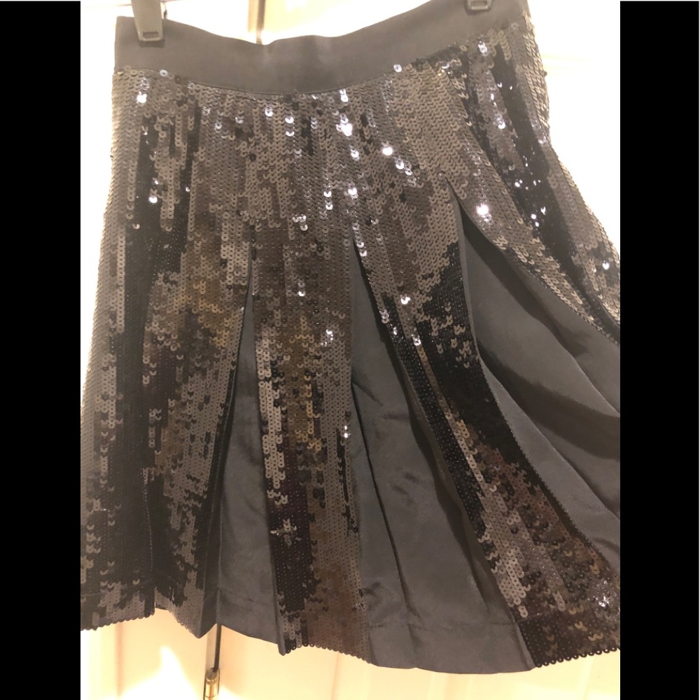 Beautiful French Connection sequin pleated skirt